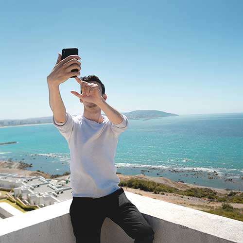 Smartphone am Strand