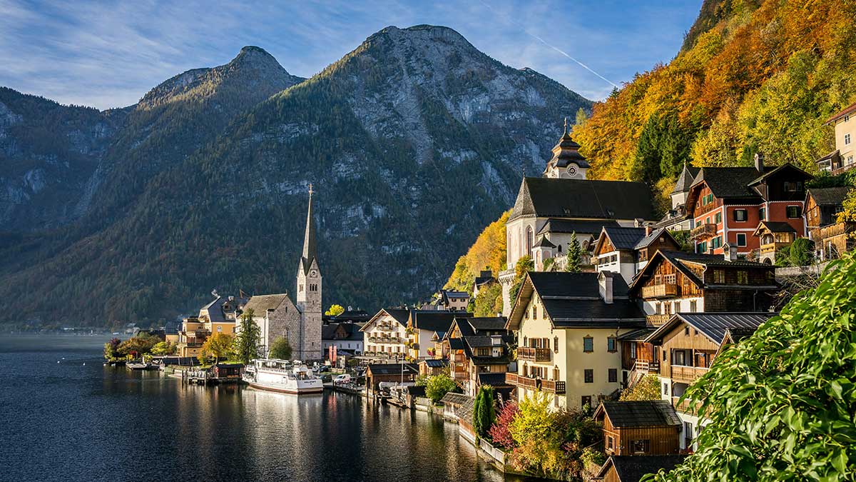 Hallstatt entdecken: Österreichs magisches Alpendorf