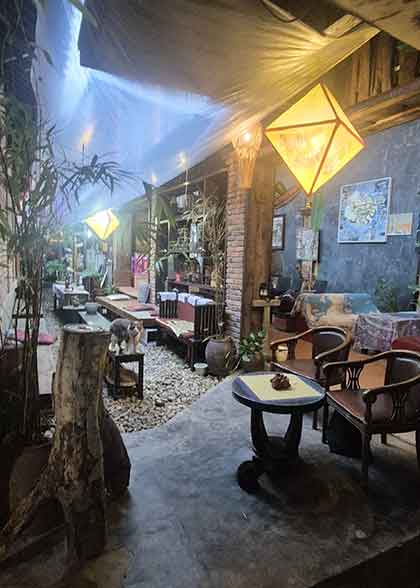 Secret Lounge Hue