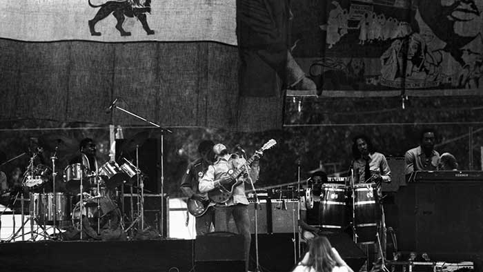 Bob Marley: Reisen zu Reggae-Events 🌍🎶