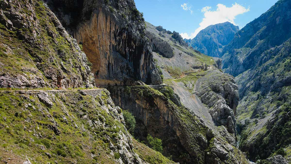 Picos de Europa: Naturparadies für bewussten Cannabis-Urlaub