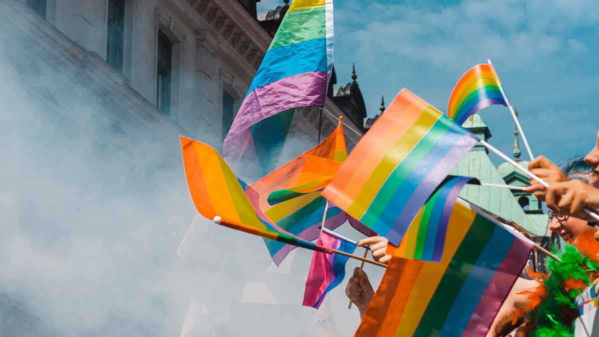 Gibt es eine historische Verbindung zwischen Cannabis und LGBTQ+?