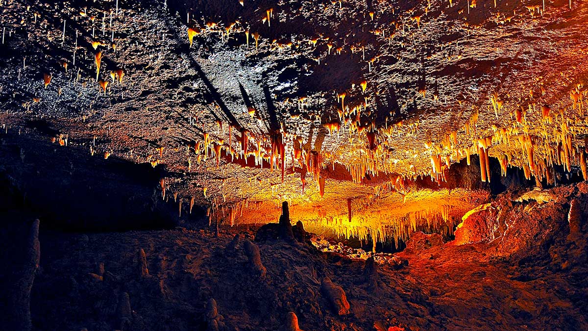 Unterirdische Wunder & Cannabisurlaub – Reisen mit Tiefgang