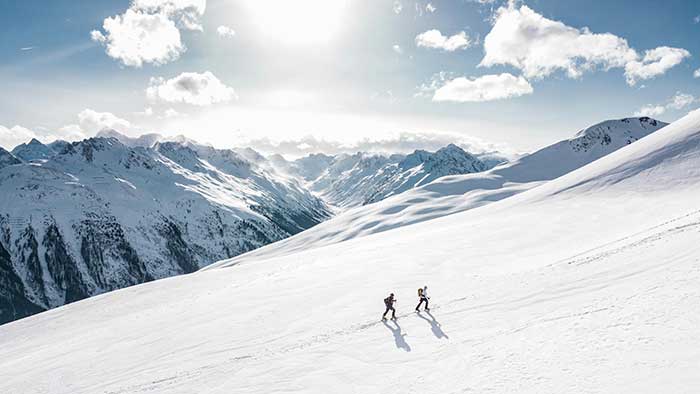 Winterzauber & Weed: Dein perfekter Cannabis-Winterurlaub