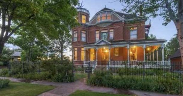 Lumber Baron Inn & Gardens